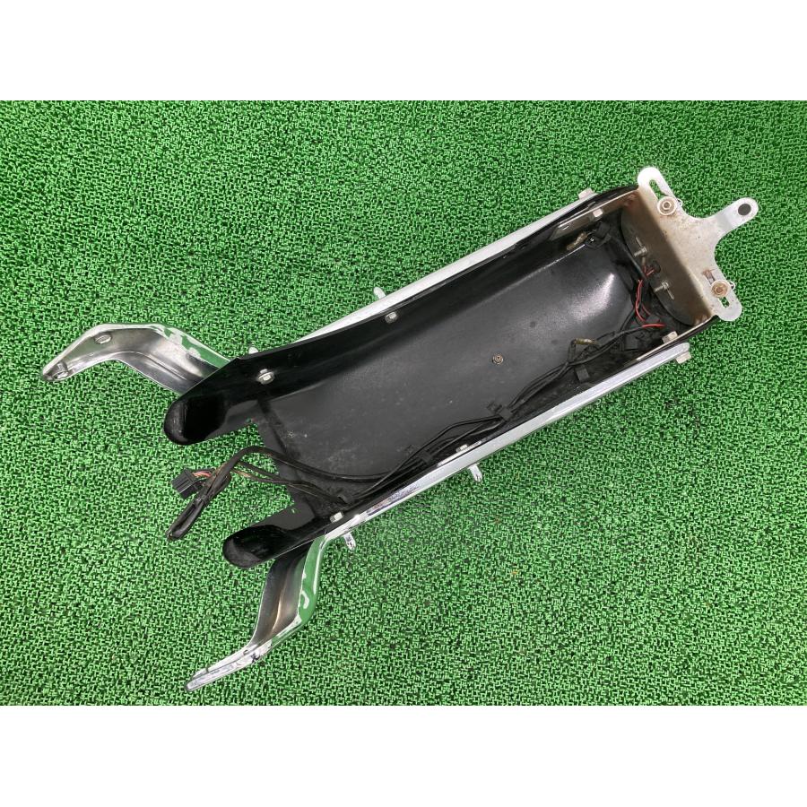 FXSTB リアフェンダー 黒 ハーレー 純正 中古 バイク 部品 ソフテイル