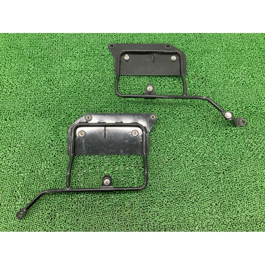 FLSTC1340 サイドバッグステー 左右 ハーレー 純正 バイク 部品 FLSTF1340 エボ ソフテイル サドルバッグサポート 品薄 【中古】 27 FLSTC1340 サイドバッグステー 左右 ハーレー 純正 中古 バイク 部品