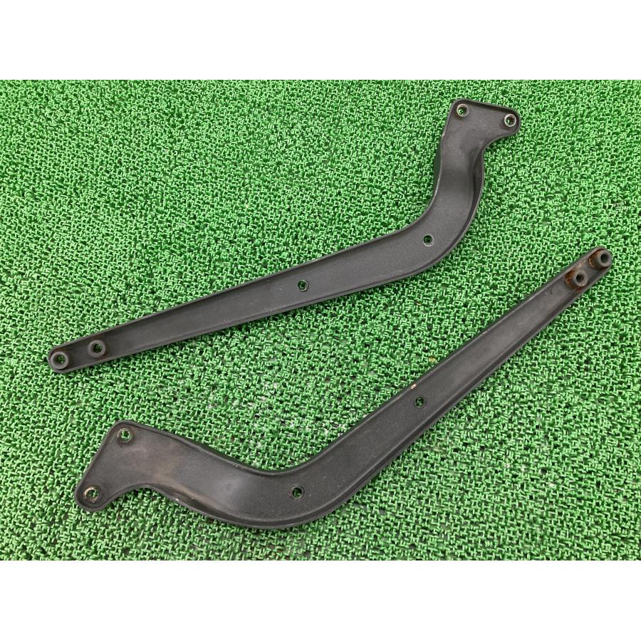 FXSTB1340 リアフェンダーステー 左右 ハーレー 純正 中古 バイク 部品