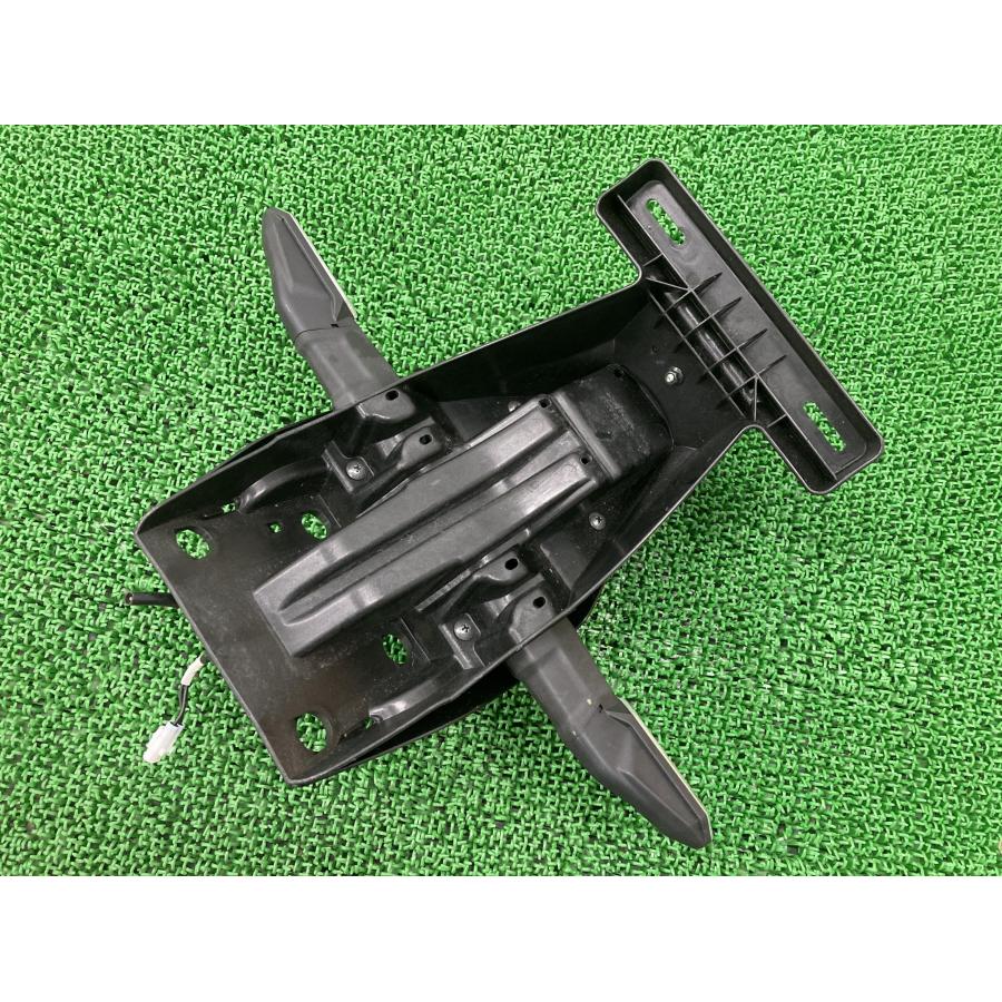 カワサキ（Kawasaki） Z900RS リアフェンダー 35019-0662 純正 中古