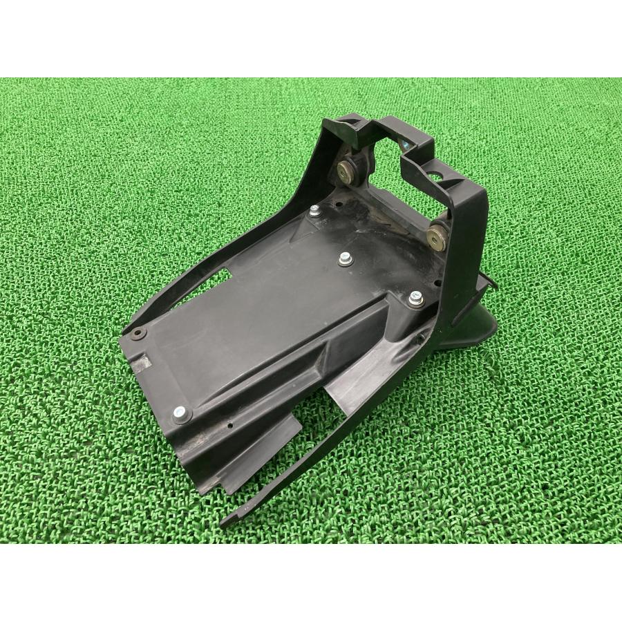カワサキ ZRX400 リアフェンダー 35023-1546 純正 中古 バイク カワサキ ZRX400 リアフェンダー 35023-1546 純正 中古 バイク