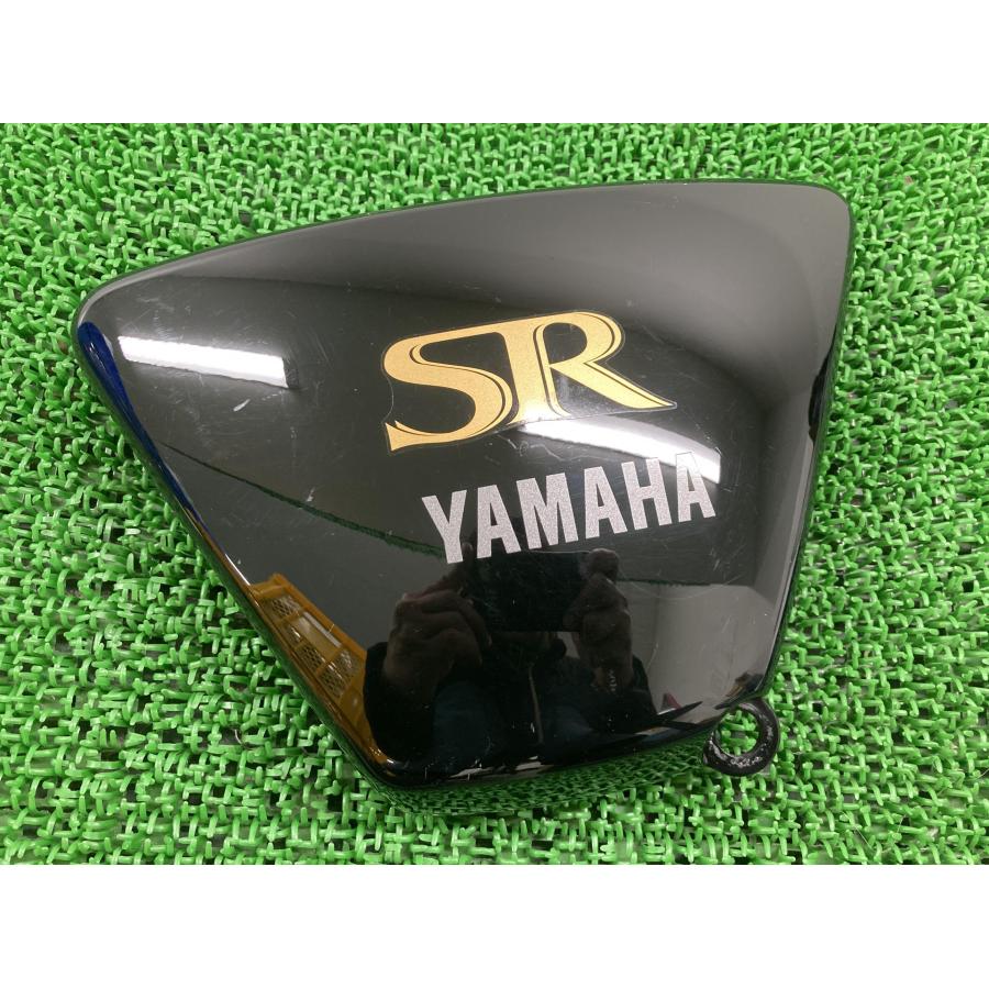 ヤマハ発動機 SR400 サイドカバー 右 黒 ヤマハ 純正 中古 バイク 部品