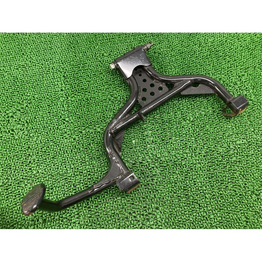 GSX1400 センタースタンド スズキ 純正 バイク 部品 GY71A シャフト 曲がり無し 品薄 希少品 車検 Genuine 【中古】 88 スズキ（SUZUKI） GSX1400 センタースタンド 純正 中古 バイク 部品