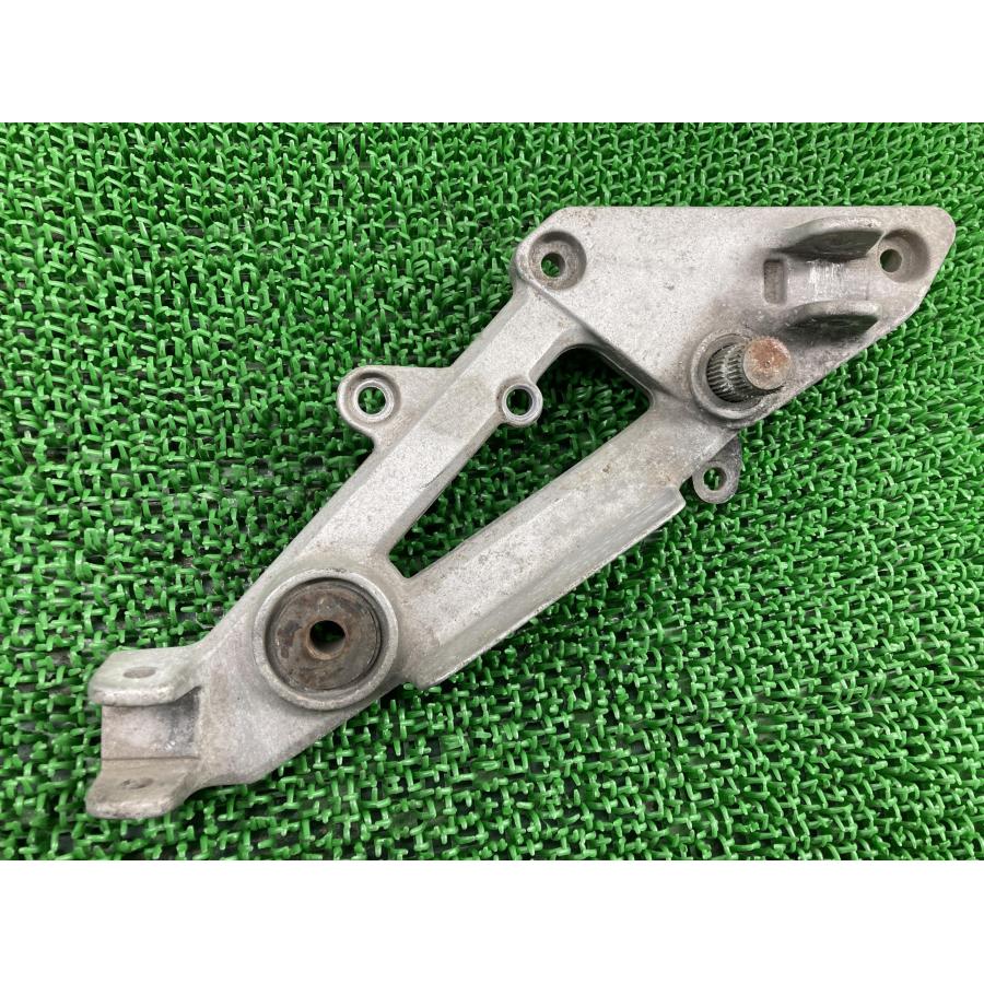 XJR400 ステッププレート 右 202893 ヤマハ 純正 中古 バイク 部品 4HM 