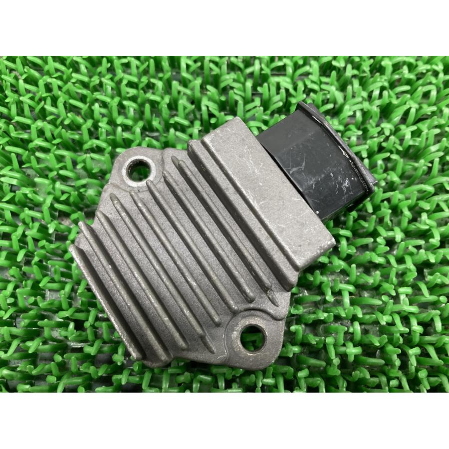 CB400SF レギュレター 社外 中古 バイク 部品 WY SH603-12