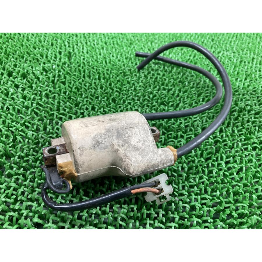 RZ250 イグニッションコイル 129700 ヤマハ 純正 中古 バイク 部品 4L3 当時物 旧車 修復素材に 品薄 車検 Genuine 39 ヤマハ発動機 RZ250 イグニッションコイル 129700 ヤマハ 純正 中古