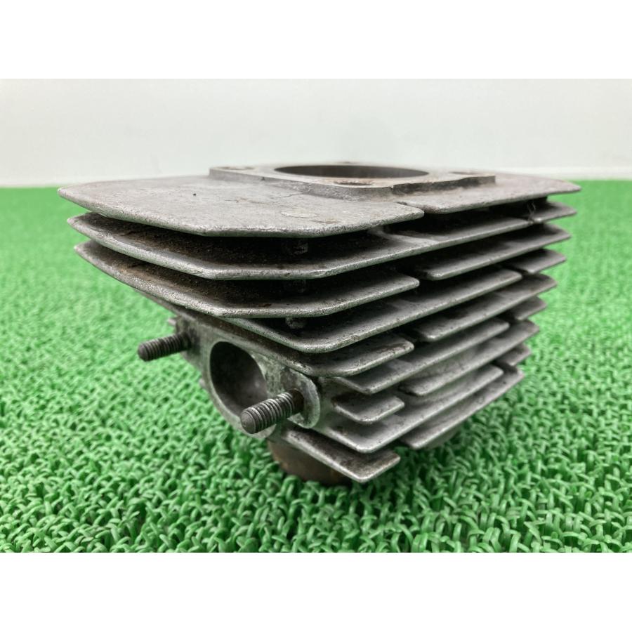 カワサキ（Kawasaki） 500SSマッハ3 エンジンシリンダー 純正 中古