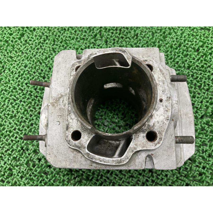 カワサキ（Kawasaki） 500SSマッハ3 エンジンシリンダー 純正 中古