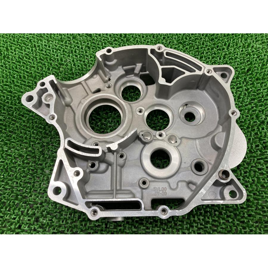 ヤマハ発動機 YBR125 エンジンカバー 5VL00/JY-20 ヤマハ 純正 中古