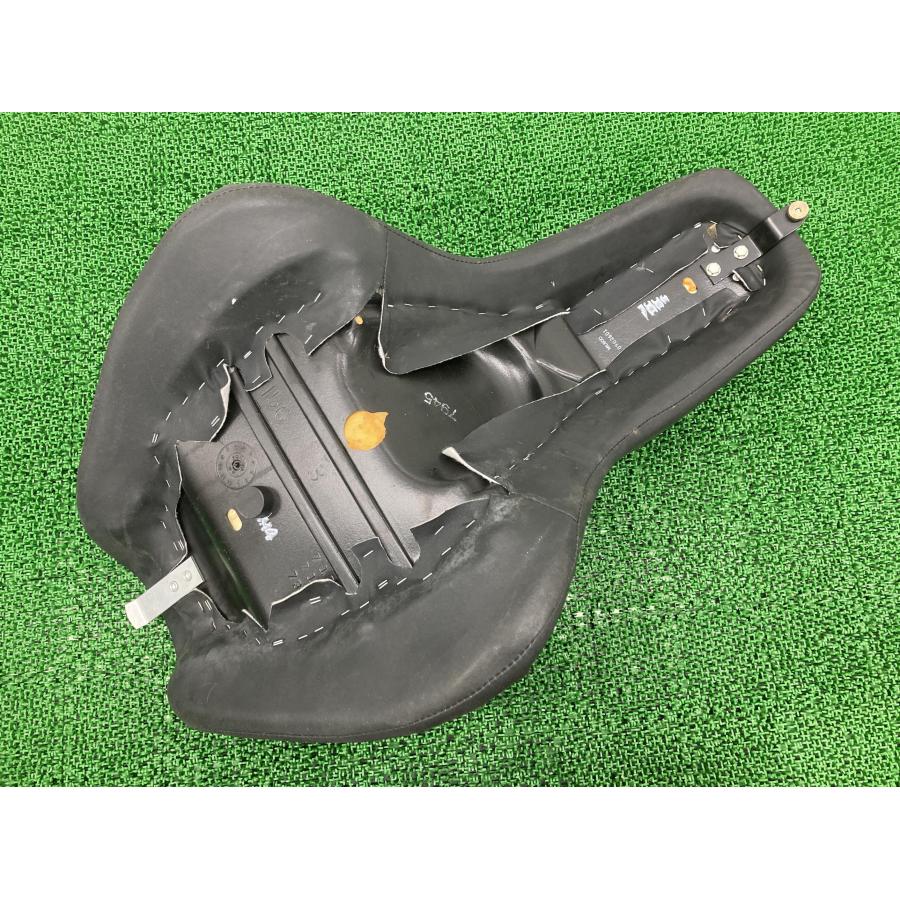 FXSTD1450 シート ハーレー 純正 中古 バイク 部品 ソフテイルデュース