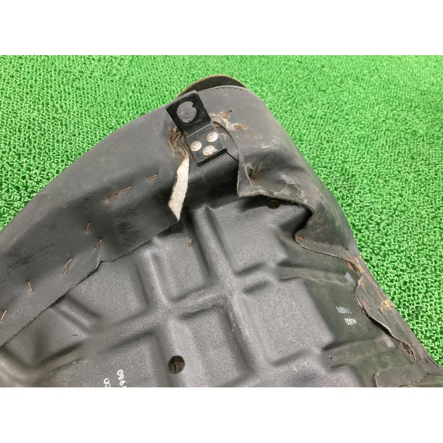 FLSTC1340 フロントシート ハーレー 純正 中古 バイク 部品 ヘリテイジ