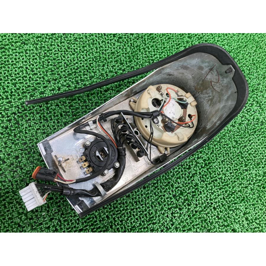 ソフテイル スピードメーター ハーレー 純正 中古 バイク 部品 FLSTS