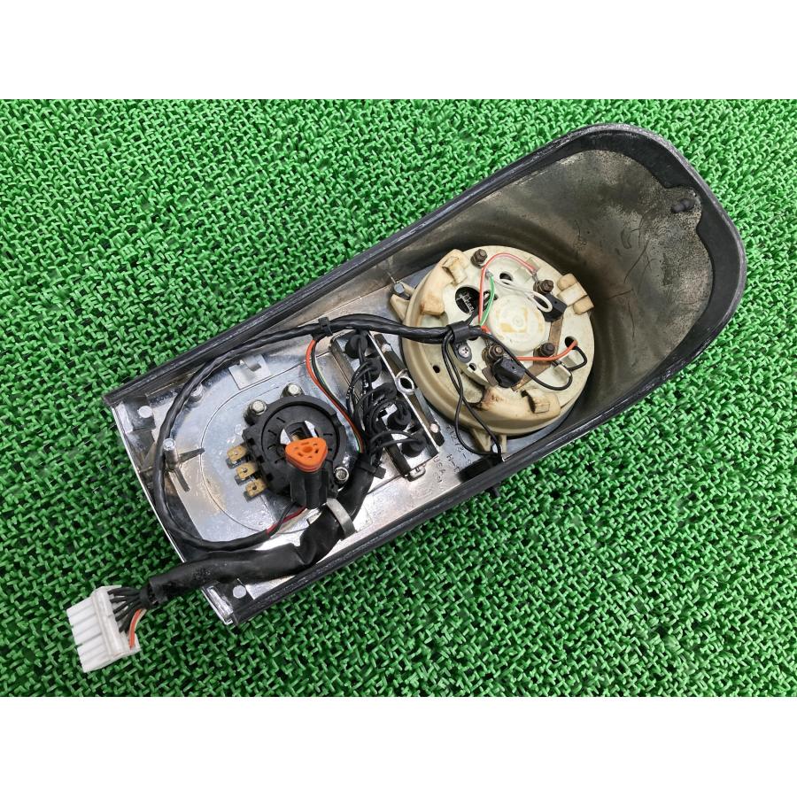 ソフテイル スピードメーター ハーレー 純正 中古 バイク 部品 FLSTF