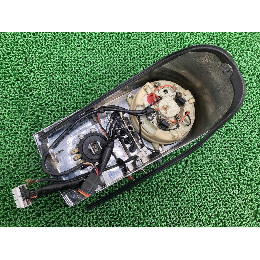 ソフテイル スピードメーター ハーレー 純正 中古 バイク 部品 FLSTF