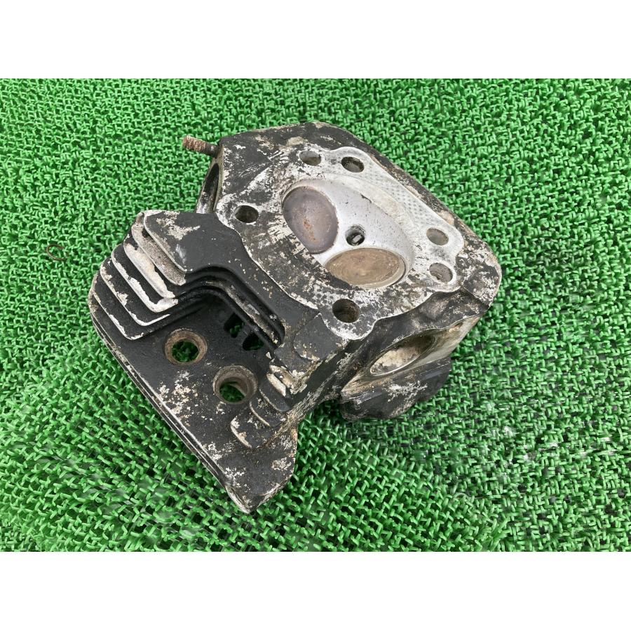 FXSTC1340 シリンダーヘッド 前 16721-84D ハーレー 純正 中古 バイク