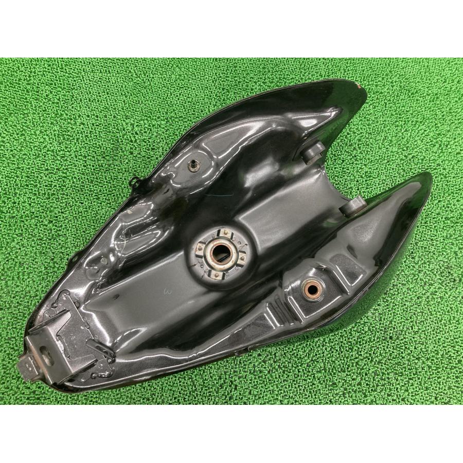 ホンダ ホーネット250 タンク 黒M KEA 純正 中古 バイク 部品 ホンダ ホーネット250 タンク 黒M KEA 純正 中古 バイク 部品