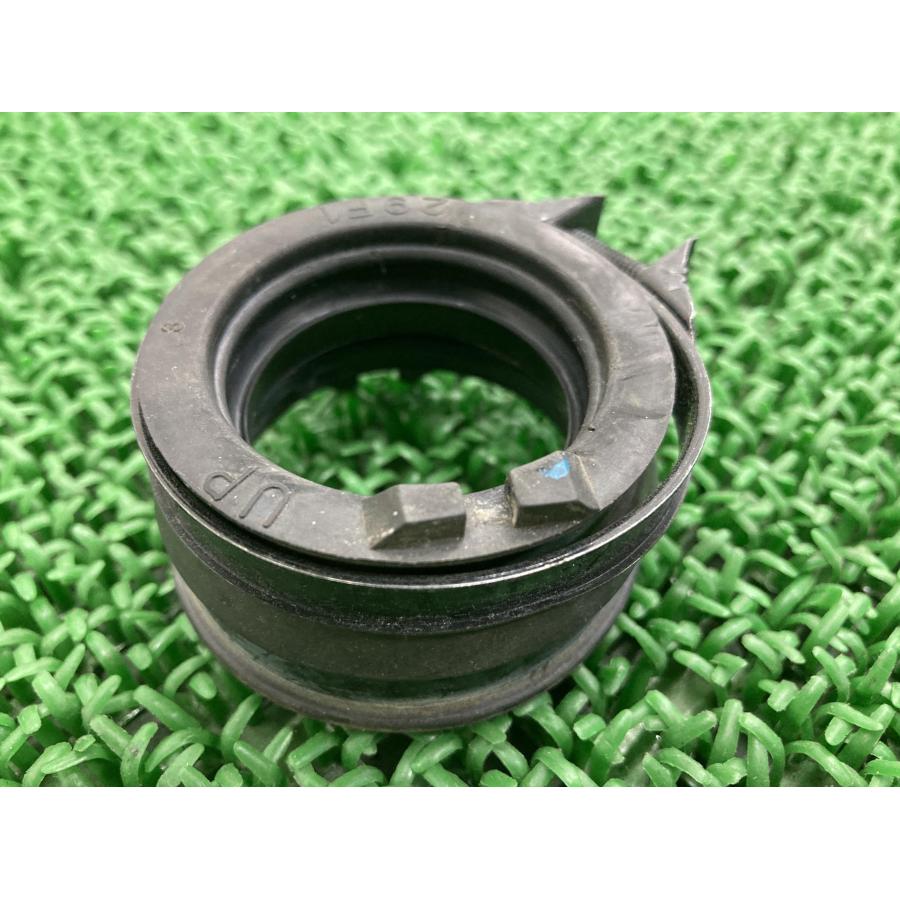 スズキ DR-Z400 インシュレーター 29F1 SK44A-104*** 純正 中古 スズキ DR-Z400 インシュレーター 29F1 SK44A-104*** 純正 中古