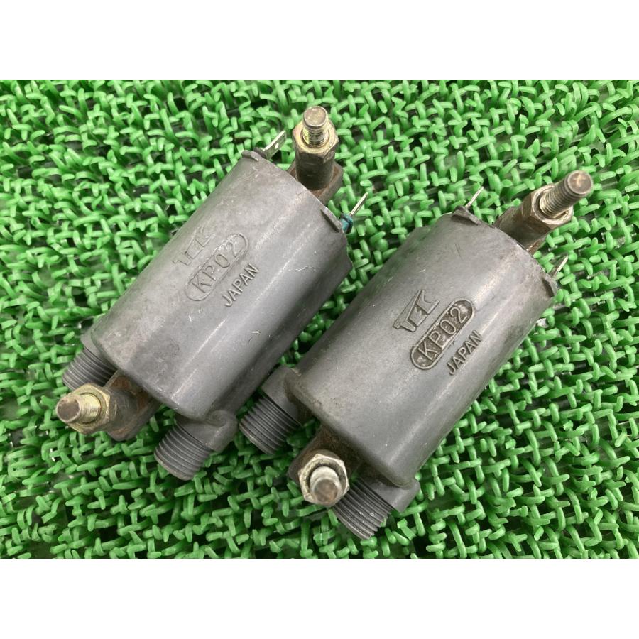 ゼファー400 イグニッションコイル KP02 カワサキ 純正 バイク 部品 ZR400C ゼファーカイ バリオス 1個 機能的問題なし 【中古】 15 カワサキ（Kawasaki） ゼファー400 イグニッションコイル KP02 純正