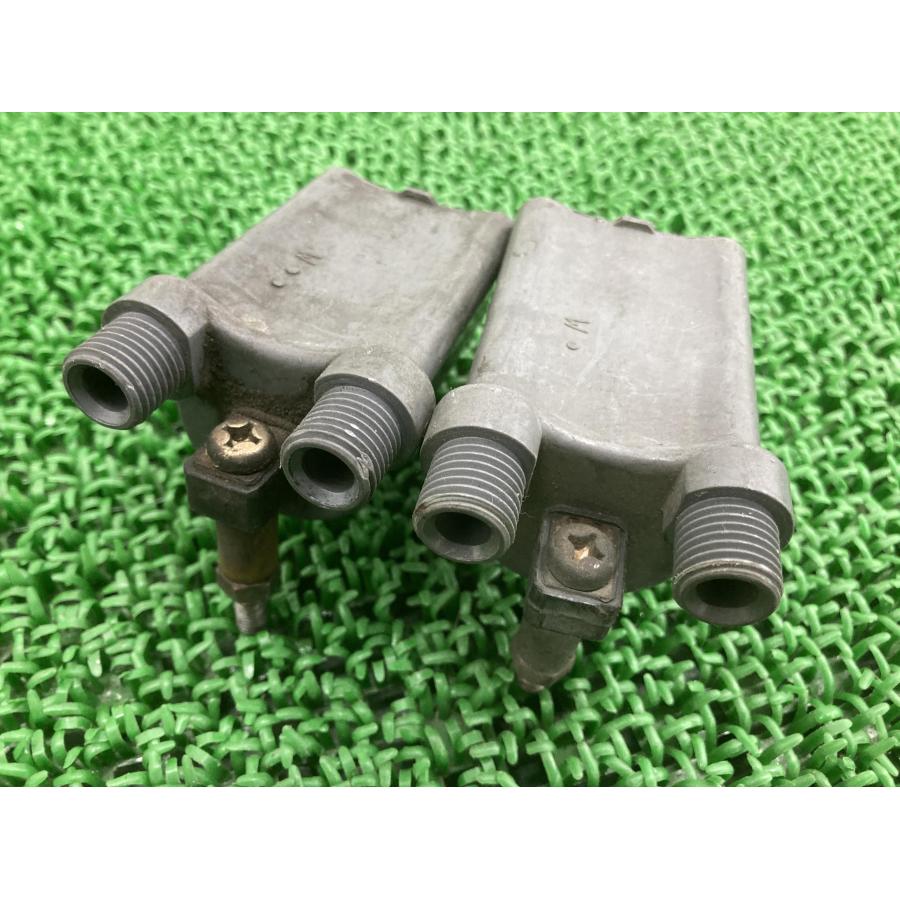 ゼファー400 イグニッションコイル KP02 カワサキ 純正 バイク 部品 ZR400C 2個セット 希少品 品薄 機能的問題無し 【中古】 36 カワサキ（Kawasaki） ゼファー400 イグニッションコイル KP02 純正
