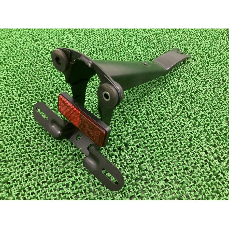 カワサキ（Kawasaki） 250TR リアフェンダーステー 純正 中古 バイク