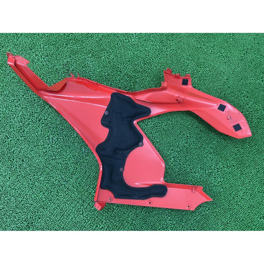 パニガーレV4S サイドカウル 右 赤 ドゥカティ 純正 中古 PanigaleV4S