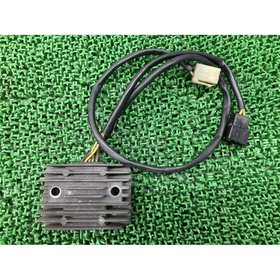 カワサキ（Kawasaki） Dトラッカー レギュレター 純正 中古 バイク