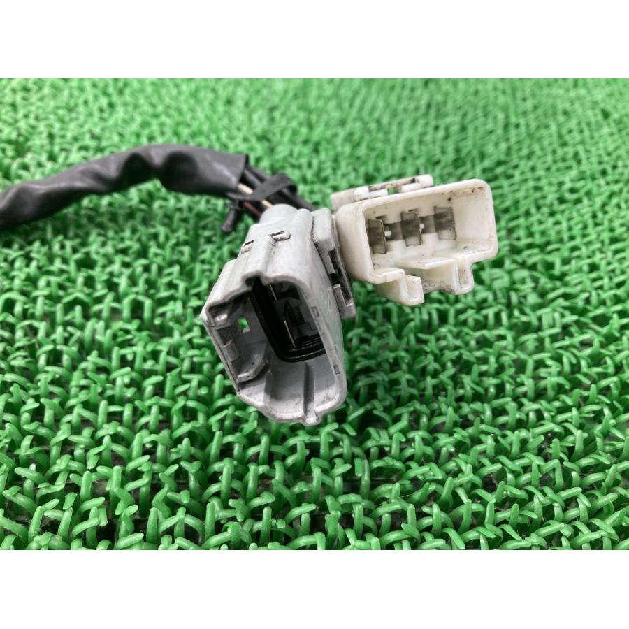 GSX1300Rハヤブサ レギュレター スズキ 純正 GX72B 10G40 SH820AE レギュレーター レクチファイア 機能的問題なし 【中古】 48 スズキ（SUZUKI） GSX1300Rハヤブサ レギュレター 純正 中古 バイク
