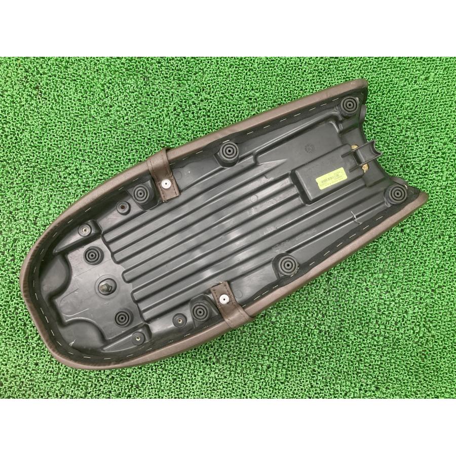 V7III シート 茶 978931/2S000922 モトグッチ 純正 中古 バイク 部品
