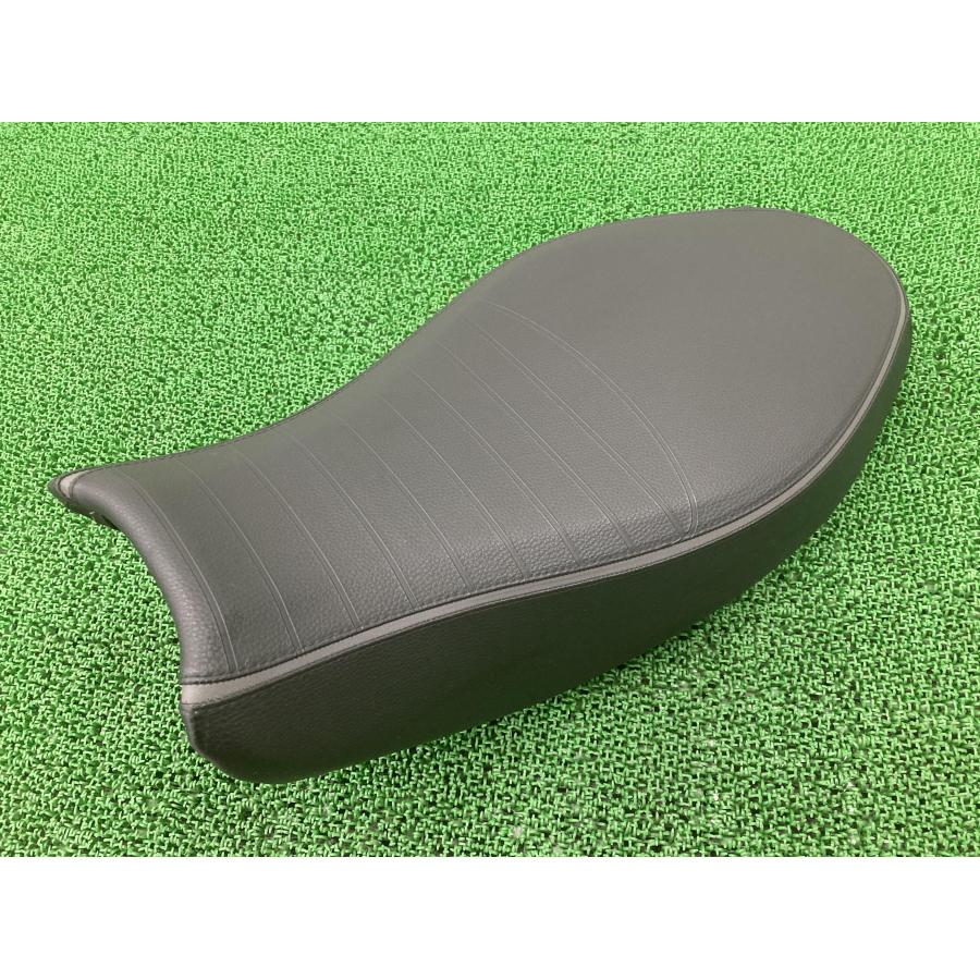 スクランブラー800アイコン シート 59516201A ドゥカティ 純正 中古