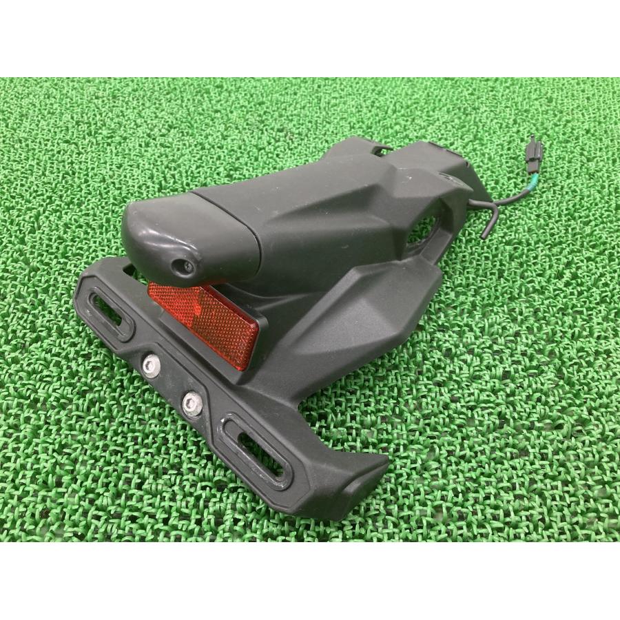 カワサキ（Kawasaki） NINJA400 リアフェンダー 35019-0640 純正 中古