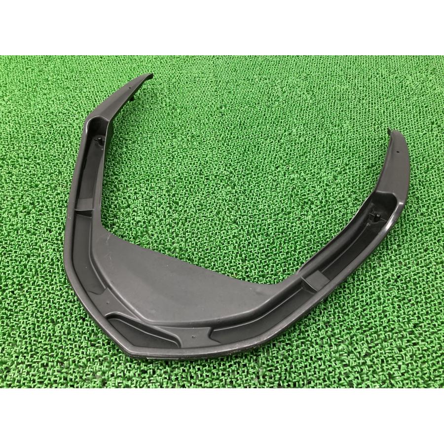 フォルツァ　FORZA　MF10　純正　スポイラー　リアカウル　カバー　キャッチ ホンダ（HONDA） フォルツァ スポイラーカバー KVZ 純正 中古 バイク