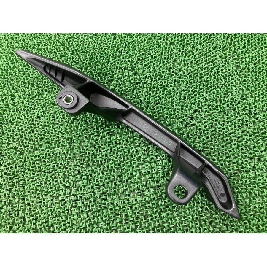 ADV150 グラブバー 左右 黒 K0W KF38-1001*** ホンダ 純正 2020年式外し KF38 タンデムバー アシストグリップ 綺麗 【中古】 63 ホンダ（HONDA） ADV150 グラブバー 左 K0W 純正 中古 バイク 部品