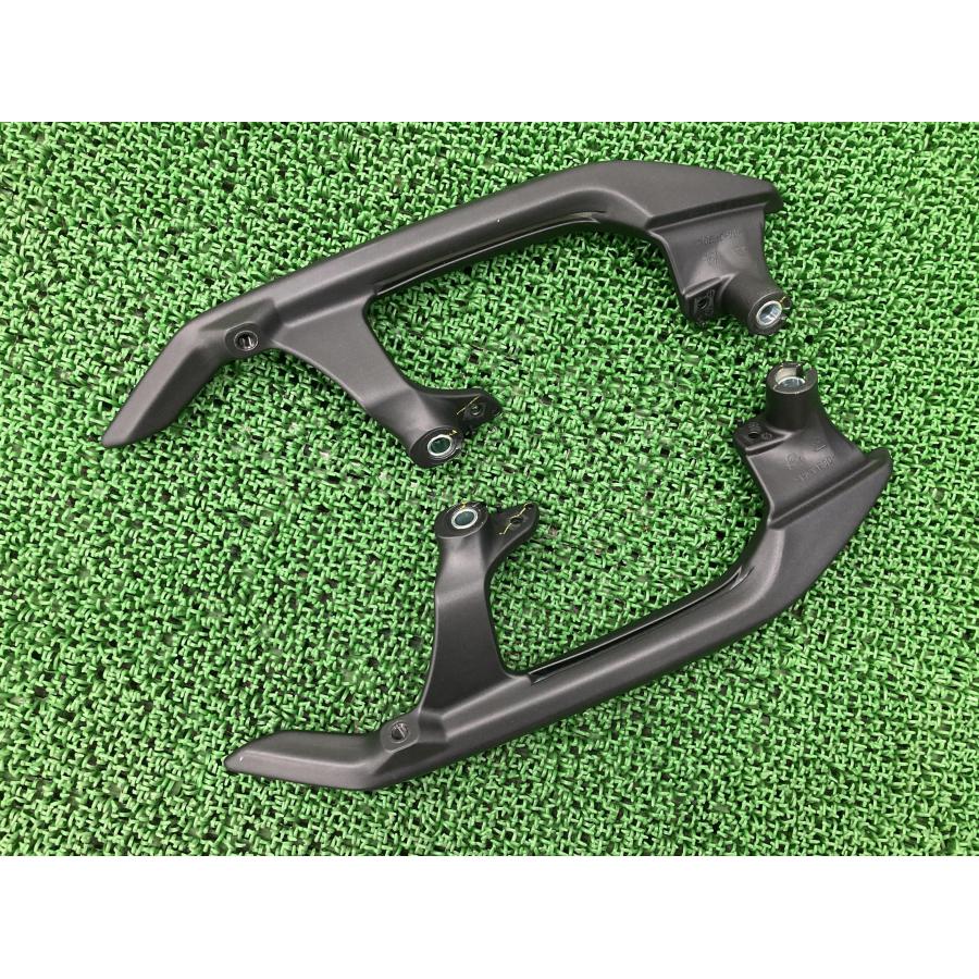 ヤマハ発動機 シグナスグリファス グラブバー 左右 B8R ヤマハ 純正