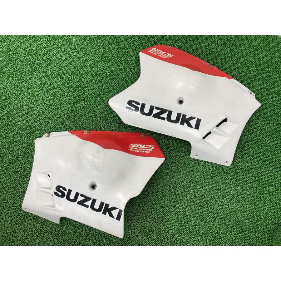GSX-R1100 サイドカウル 左右 17C スズキ 純正 バイク 部品 GV73A ペイント素材に 品薄 希少品 車検 Genuine 【中古】 61 スズキ（SUZUKI） GSX-R1100 サイドカウル 左右 17C 純正 中古 バイク