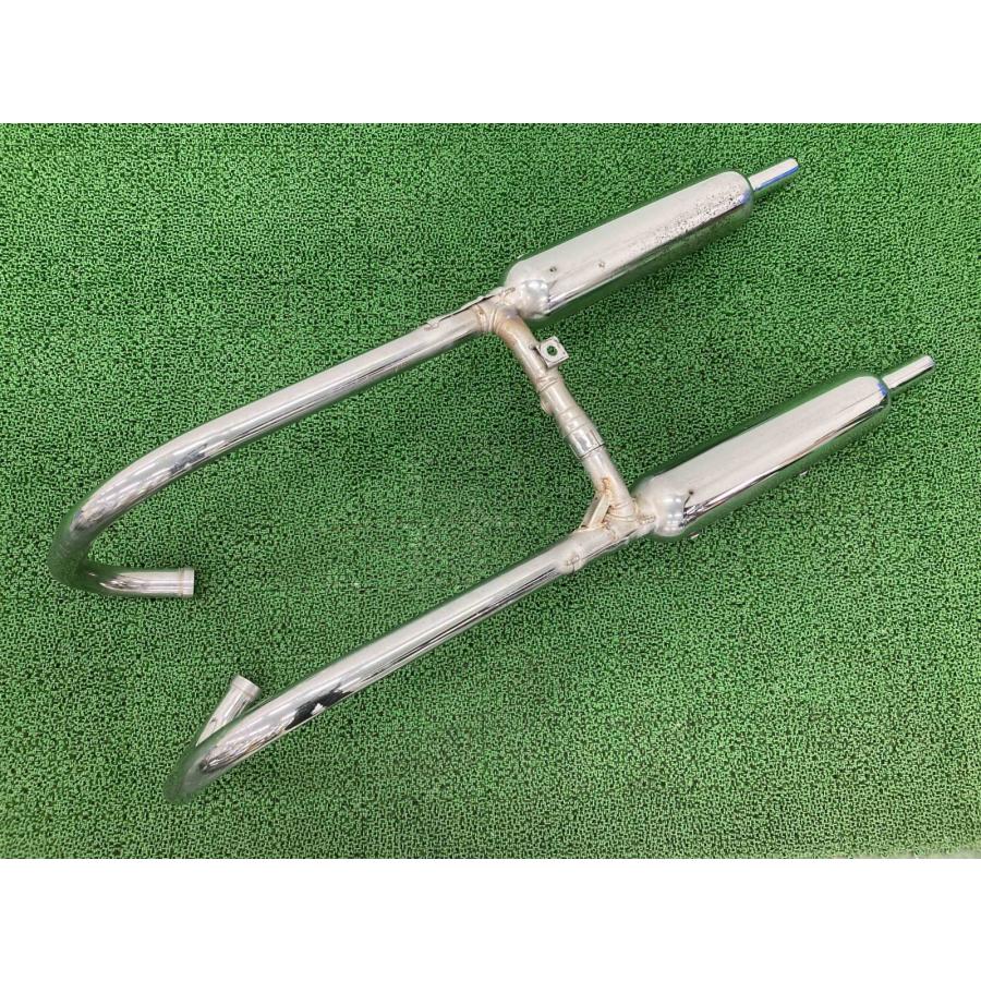 カワサキ（Kawasaki） W800 マフラー K616 純正 中古 バイク 部品