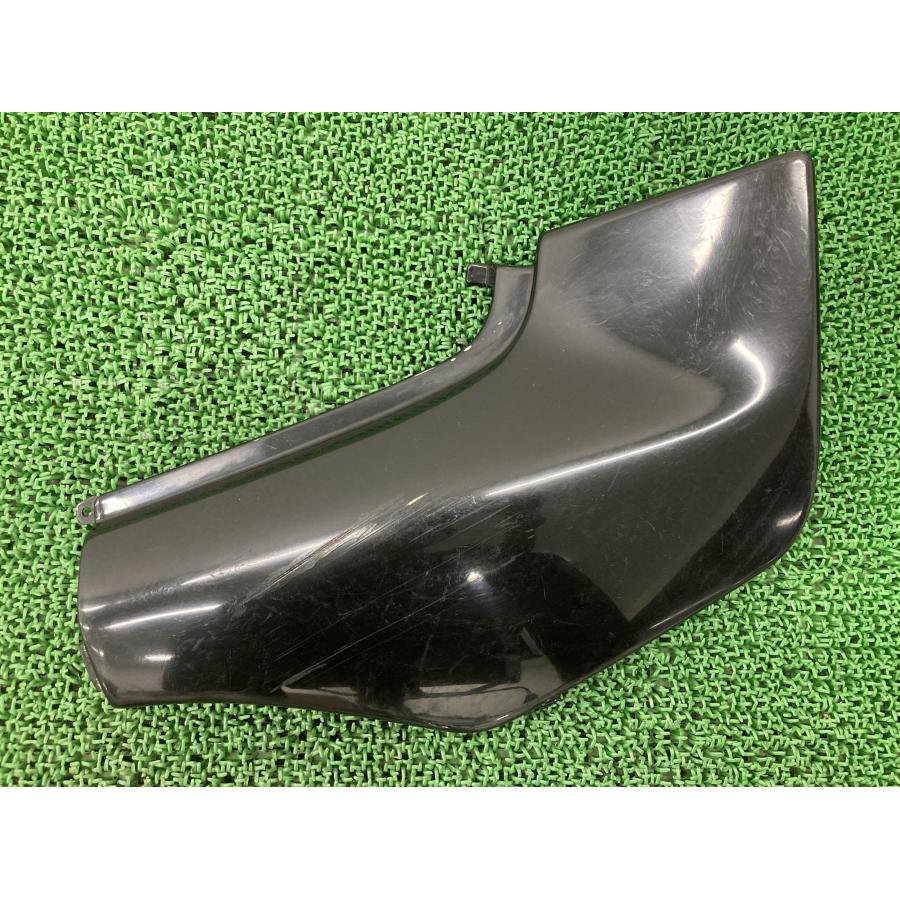 ジェイド サイドカバー 左右 黒 KBH ホンダ 純正 バイク 部品 MC23 JADE ペイント素材に 品薄 希少品 車検 Genuine 【中古】 88 ホンダ（HONDA） ジェイド サイドカバー 右 黒 KBH 純正 中古 バイク