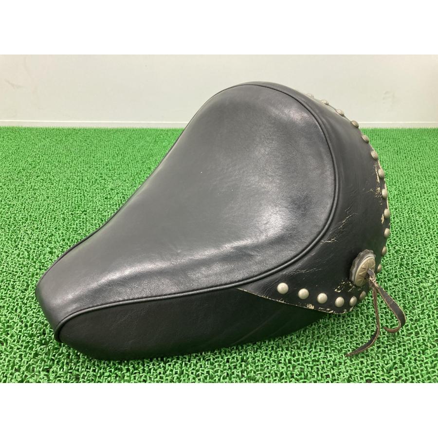 FLSTC1340 フロントシート ハーレー 純正 中古 バイク 部品 エボ EVO
