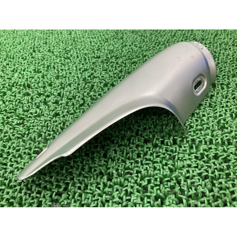 R1250GSアドベンチャー マフラーヒートガード  純正 バイク 部品 マフラーカバー 割れ欠け無し 品薄 希少品 【中古】 18 R1250GSアドベンチャー マフラーヒートガード BMW 純正 中古 バイク