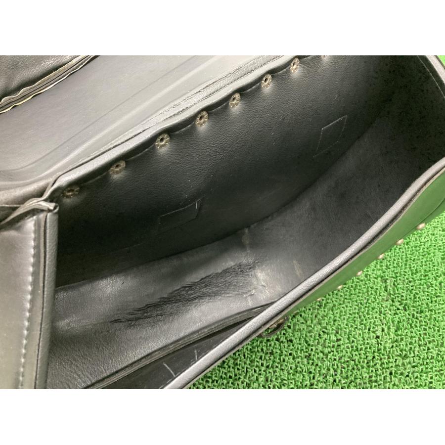 Xross製 サイドバッグ 右 赤/黒 社外 中古 バイク 部品 ハーレー