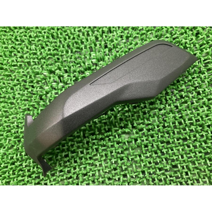 RB26DETT用純正プラグカバー