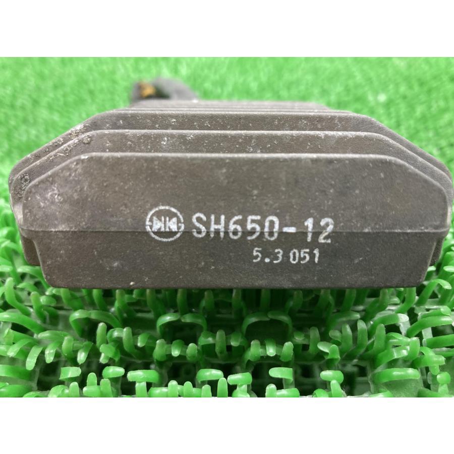 カワサキ（Kawasaki） ZRX400 レギュレター 純正 中古 バイク 部品