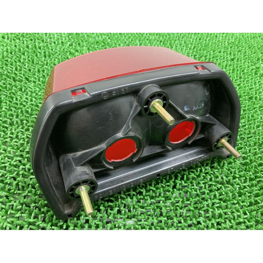 カワサキ GPZ1100 テールランプ 040-7786 純正 中古 バイク 部品 カワサキ GPZ1100 テールランプ 040-7786 純正 中古 バイク 部品