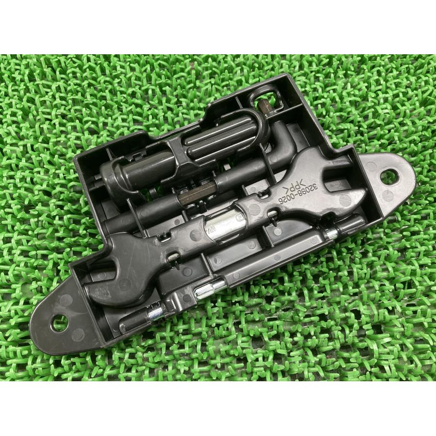 カワサキ（Kawasaki） Z900RS ツールキット 32098-0026 純正 中古