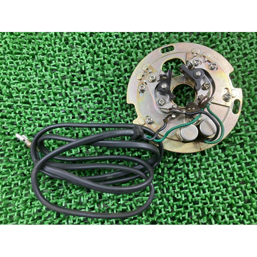 Z1 コンタクトブレーカー Z1F-00*** カワサキ 純正 Z1F-00 900Super4 ポイント 当時物 昭和レトロ 割れ欠け無し 【中古】 63 カワサキ（Kawasaki） Z1 コンタクトブレーカー Z1F-00*** 純正 中古
