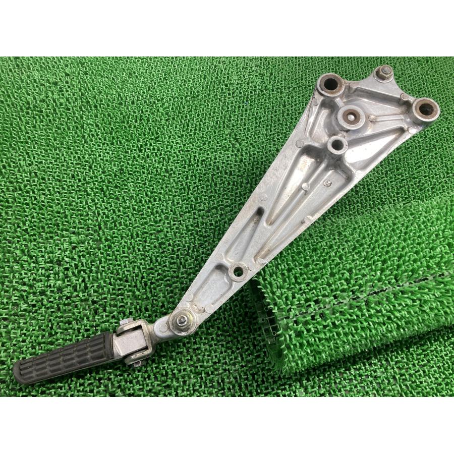 CBX1000 ステッププレート 左 ホンダ 純正 バイク 部品 SC03 メインステップ タンデムステップ ペグ 曲がり無し 品薄 【中古】 82 ホンダ（HONDA） CBX1000 ステッププレート 左 純正 中古 バイク 部品