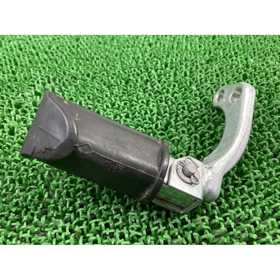 スズキ（SUZUKI） GN125 ステップ 左 053 純正 中古 バイク 部品
