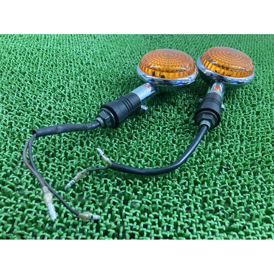 ドラッグスター250 リアウインカー 左右 041-0842 ヤマハ 純正 バイク 部品 VG02J XVS250 DragStar250 割れ欠け無し 品薄 【中古】 86 ヤマハ発動機 ドラッグスター250 リアウインカー 左右 041-0842 ヤマハ