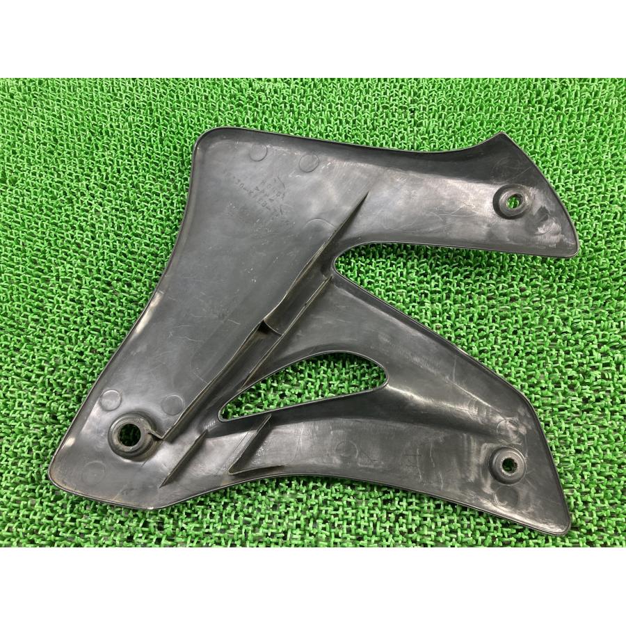 ホンダ（HONDA） CRM250AR シュラウド 右 黒 KAE 純正 中古 バイク