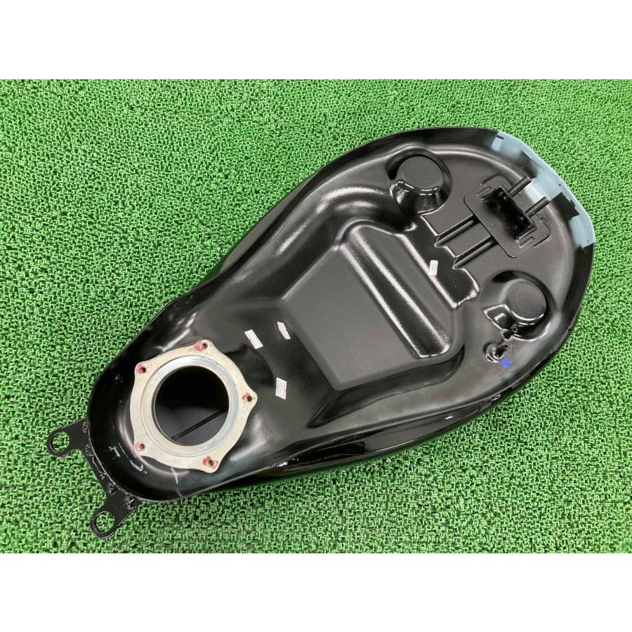 カワサキ（Kawasaki） エリミネーター400SE タンク 純正 中古 バイク