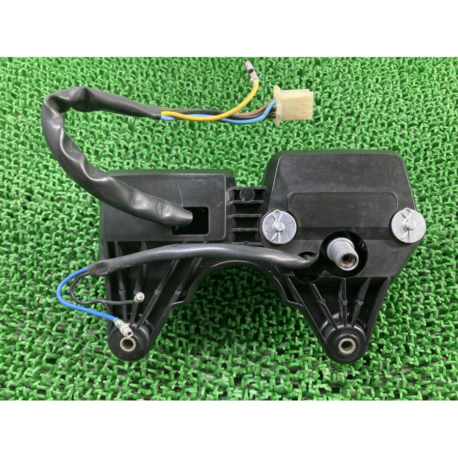 ヤマハ発動機 TW200 スピードメーター ヤマハ 純正 中古 バイク 部品